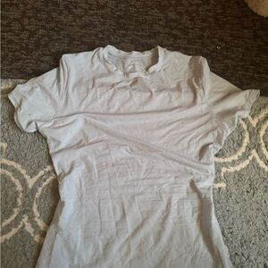 SKIMS FITS EVERYBODY T-SHIRT | OPAL - OPAL / S